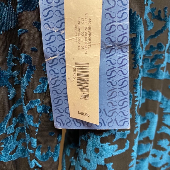 New Simply Vera Woman’s Aqua Blue Shear fancy top with Velvet, Medium - Picture 8 of 11